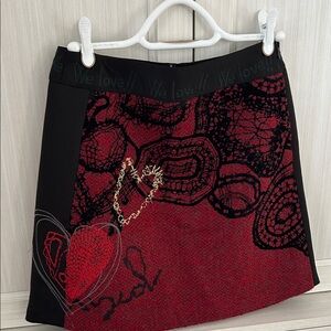 Love Red and Black Artistic Mini Skirt